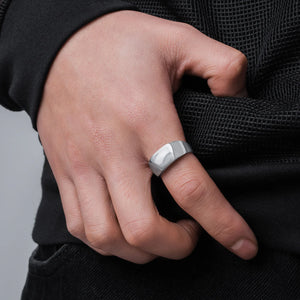 
                  
                    Load image into Gallery viewer, Vitaly &amp;#39;Burden&amp;#39; Ring - &amp;#39;Silver&amp;#39;
                  
                