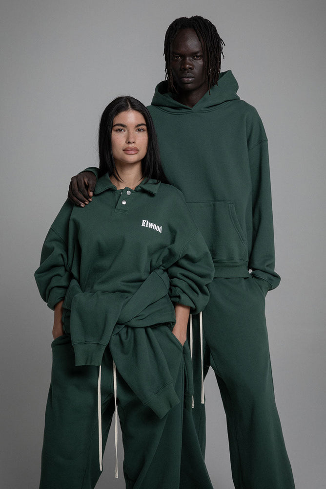 
                  
                    Load image into Gallery viewer, Elwood HEAVYWEIGHT TRADEMARK POLO CREWNECK - &amp;#39;Emerald&amp;#39;
                  
                