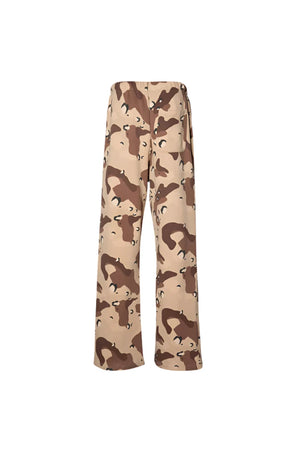 
                  
                    Load image into Gallery viewer, Elwood Core Straight Leg Sweatpant - &amp;#39;Desert Camo&amp;#39;
                  
                