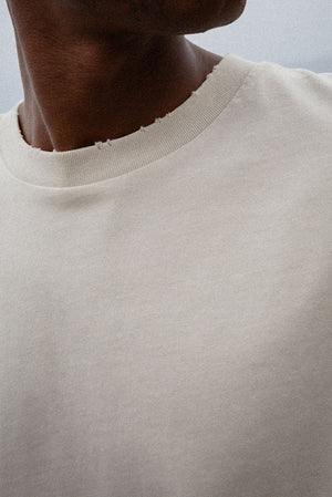 
                  
                    Load image into Gallery viewer, Elwood Oversized Core Tee - &amp;#39;Vintage Chalk&amp;#39;
                  
                