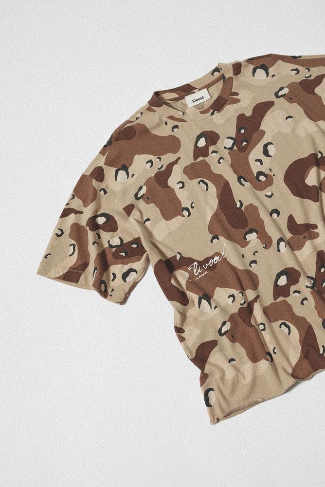 
                  
                    Load image into Gallery viewer, Elwood Oversized Crop Core Tee - &amp;#39;Desert Camo&amp;#39;
                  
                