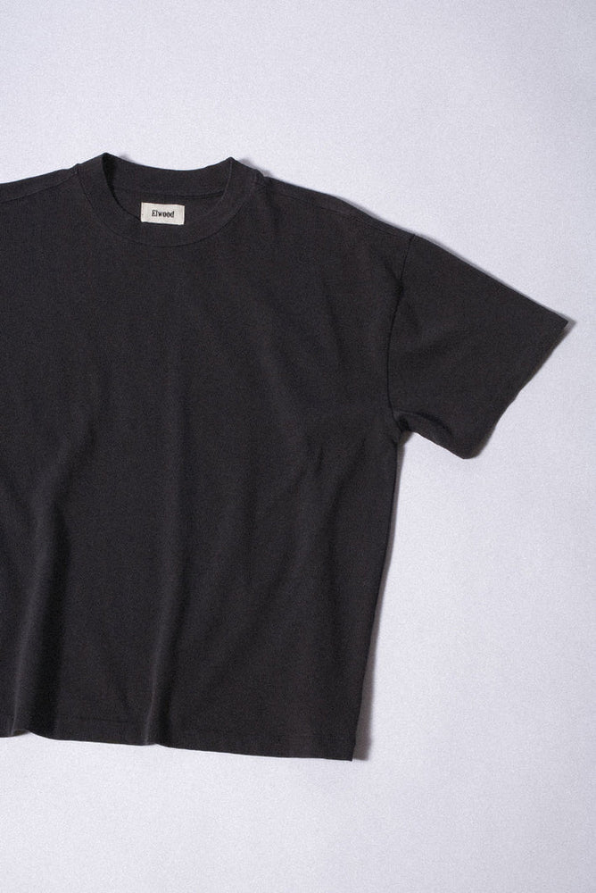 
                  
                    Load image into Gallery viewer, Elwood Cropped Hill Tee - &amp;#39;Coal&amp;#39;
                  
                