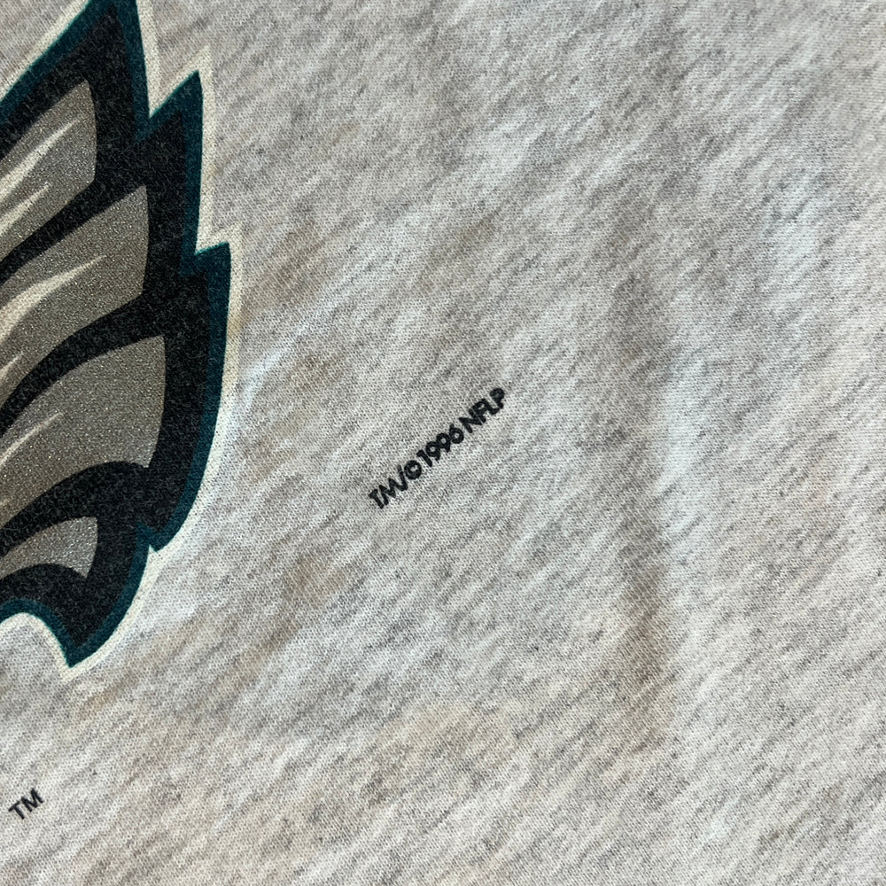 
                  
                    Load image into Gallery viewer, Vintage &amp;#39;96 True-Fan Sportswear &amp;quot;Philadelphia Eagles&amp;quot; T-Shirt
                  
                