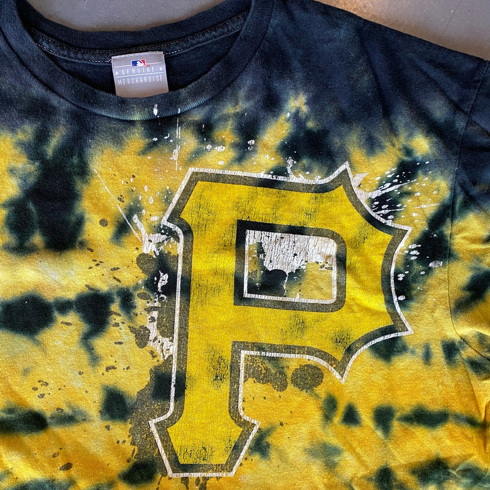 
                  
                    Load image into Gallery viewer, Vintage Pittsburgh Pirates MLB &amp;#39;Tie Dye&amp;#39; T-Shirt
                  
                