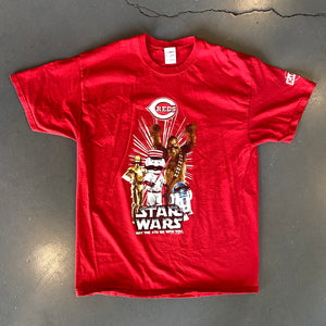 
                  
                    Load image into Gallery viewer, Vintage Cincinnati Reds x STAR WARS T-Shirt
                  
                