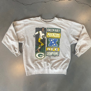 
                  
                    Load image into Gallery viewer, Vintage &amp;#39;Greenbay Packers&amp;#39; Starter Crew Sweatshirt
                  
                