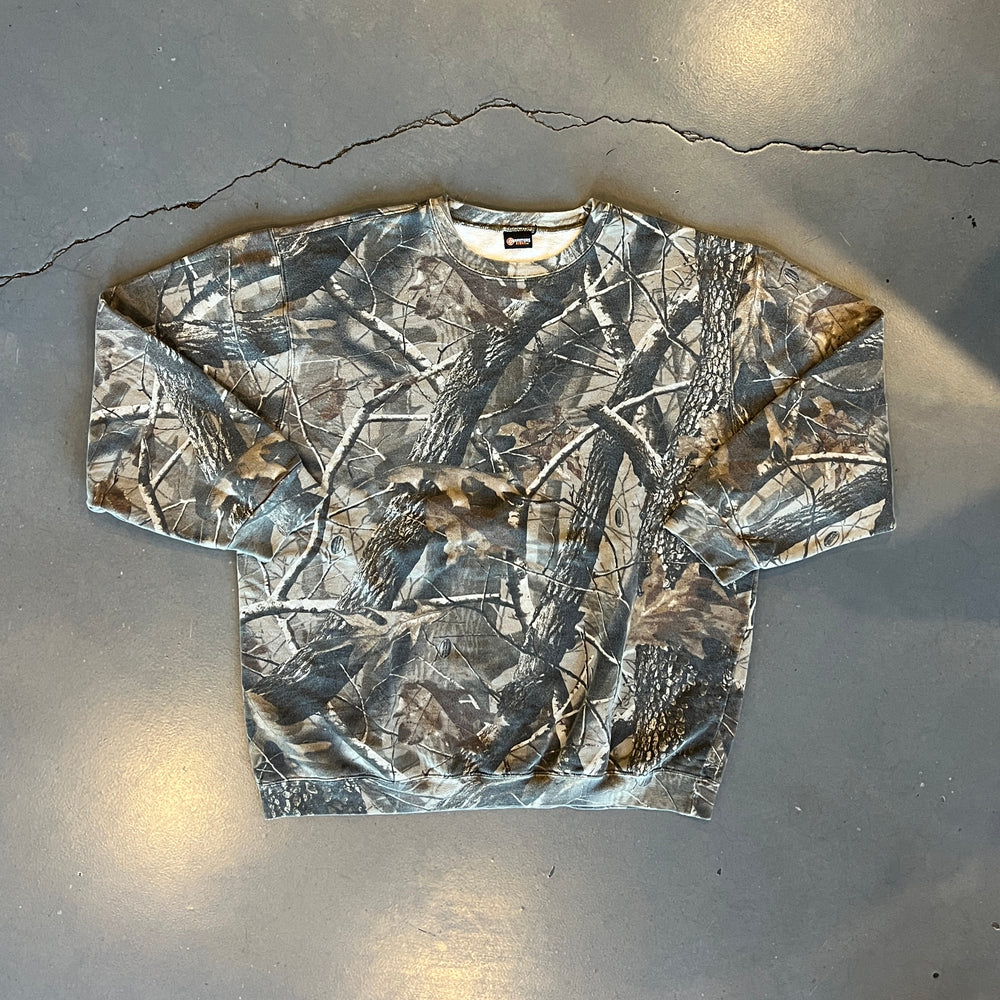 
                  
                    Load image into Gallery viewer, Vintage Camo 3/4 Sleeve Crew #2
                  
                