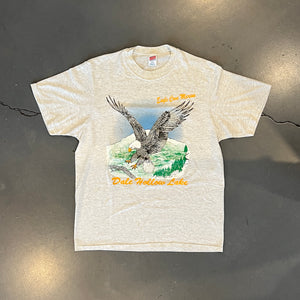 
                  
                    Load image into Gallery viewer, Vintage Dale Hollow Lake &amp;quot;Eagle Cove Marina&amp;quot; T-Shirt
                  
                