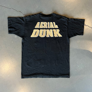 
                  
                    Load image into Gallery viewer, Vintage &amp;#39;96 Taz &amp;quot;Arial Dunk&amp;quot; T-Shirt
                  
                