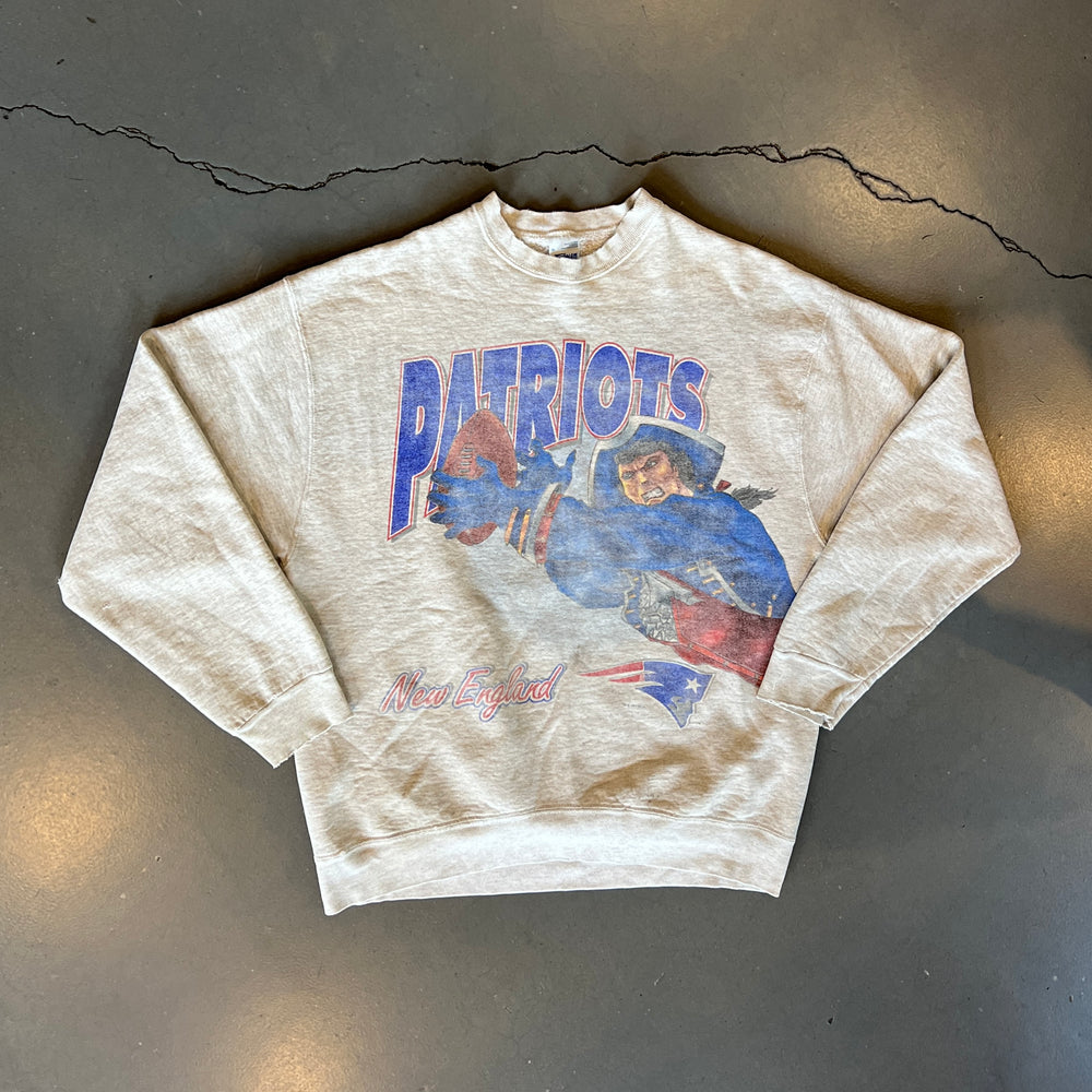 
                  
                    Load image into Gallery viewer, Vintage &amp;#39;94 Salem Sportswear &amp;quot;New England Patriots&amp;quot; Crew
                  
                