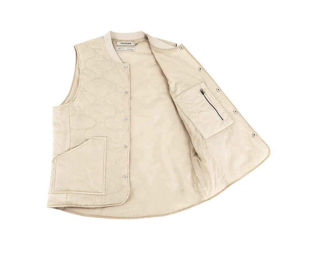 
                  
                    Load image into Gallery viewer, TAIKAN Quilted Vest - &amp;#39;Dune&amp;#39;
                  
                