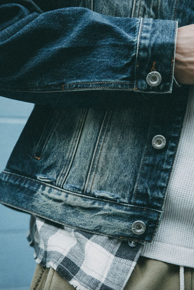 
                  
                    Load image into Gallery viewer, Elwood Garage Denim Jacket - &amp;#39;Nine to Five&amp;#39;
                  
                