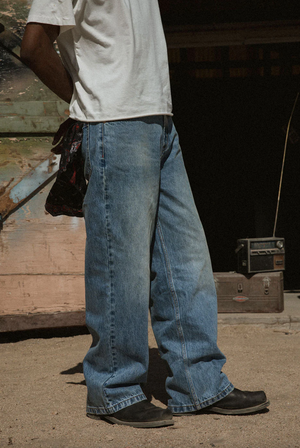 
                  
                    Load image into Gallery viewer, Elwood Baggy Denim Pant - &amp;#39;Vintage Indigo&amp;#39;
                  
                