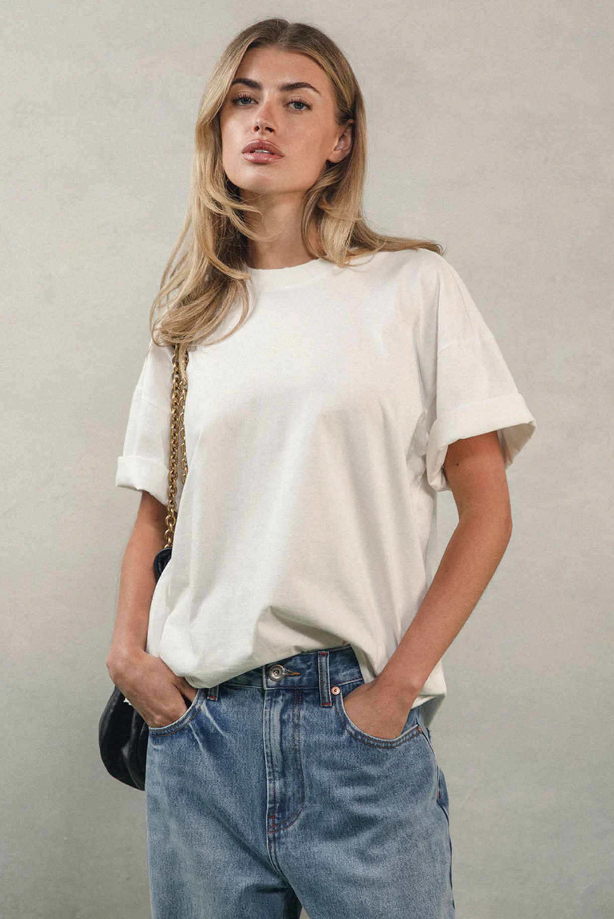 Elwood Oversized Cropped Core Tee - 'Vintage White' – FORTS