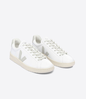 
                  
                    Load image into Gallery viewer, VEJA Urca CWL - &amp;#39;White Natural&amp;#39;
                  
                