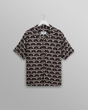 
                  
                    Load image into Gallery viewer, Wax London Didcot Shirt Curve Geo - &amp;#39;Midnight&amp;#39;
                  
                