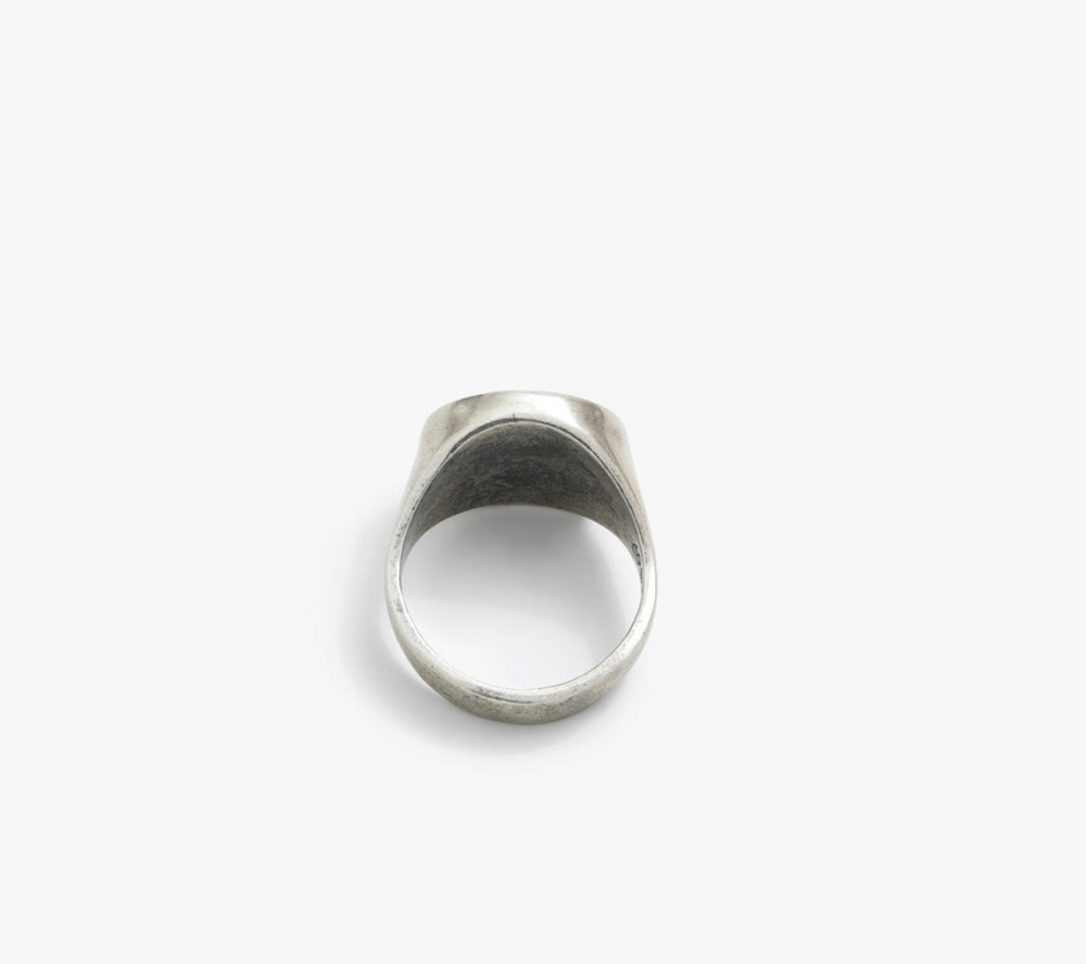 
                  
                    Load image into Gallery viewer, DEGS &amp;amp; SAL Sterling Silver Basic Signet Ring
                  
                