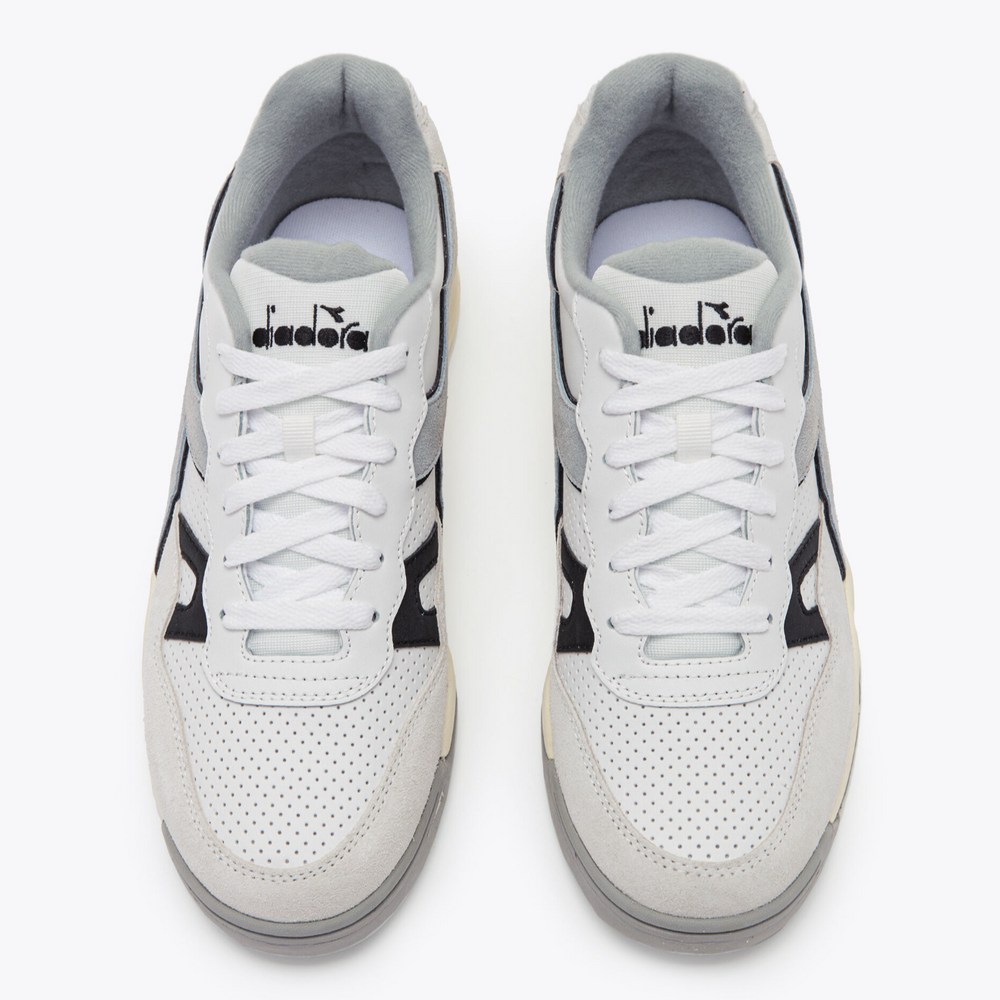 
                  
                    Load image into Gallery viewer, Diadora - Winner SL - &amp;#39;WHITE / HIGH RISE&amp;#39;
                  
                